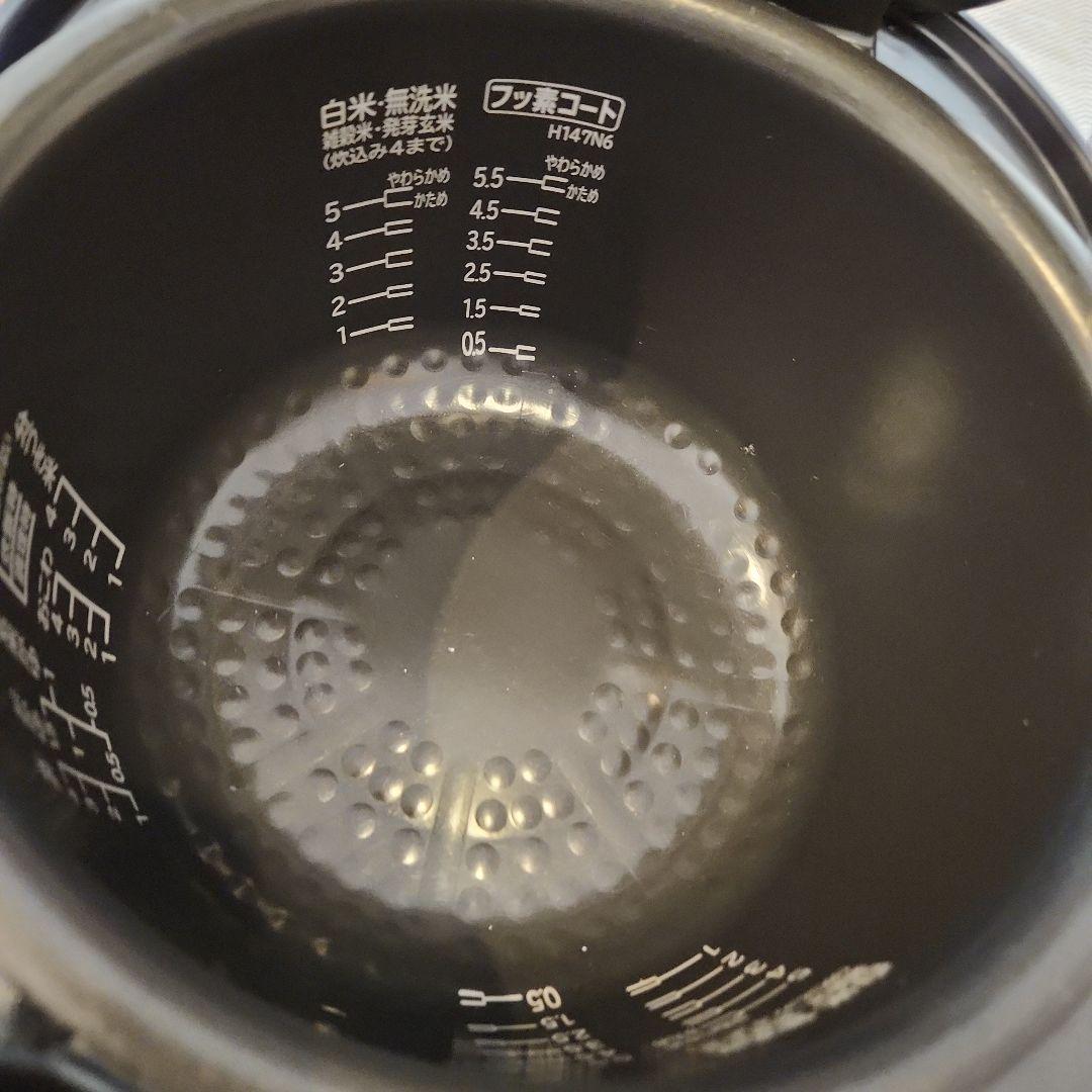 日立IHジャー炊飯器　5.5合炊き　RZ-EF10E9M　2022年製