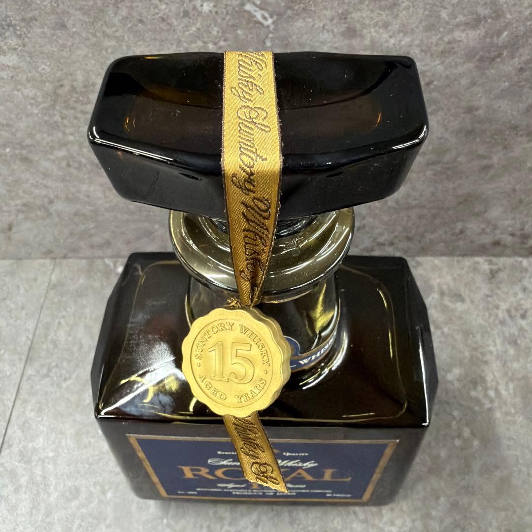 サントリー　ウイスキー　ローヤル　プレミアム15年　700ml