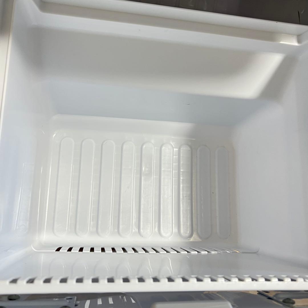 【送料無料】SHARP SJ-D17E-S 冷蔵庫 2018年製