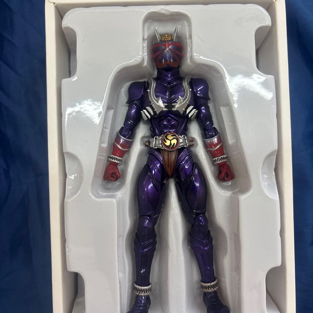 真骨彫仮面ライダー響鬼