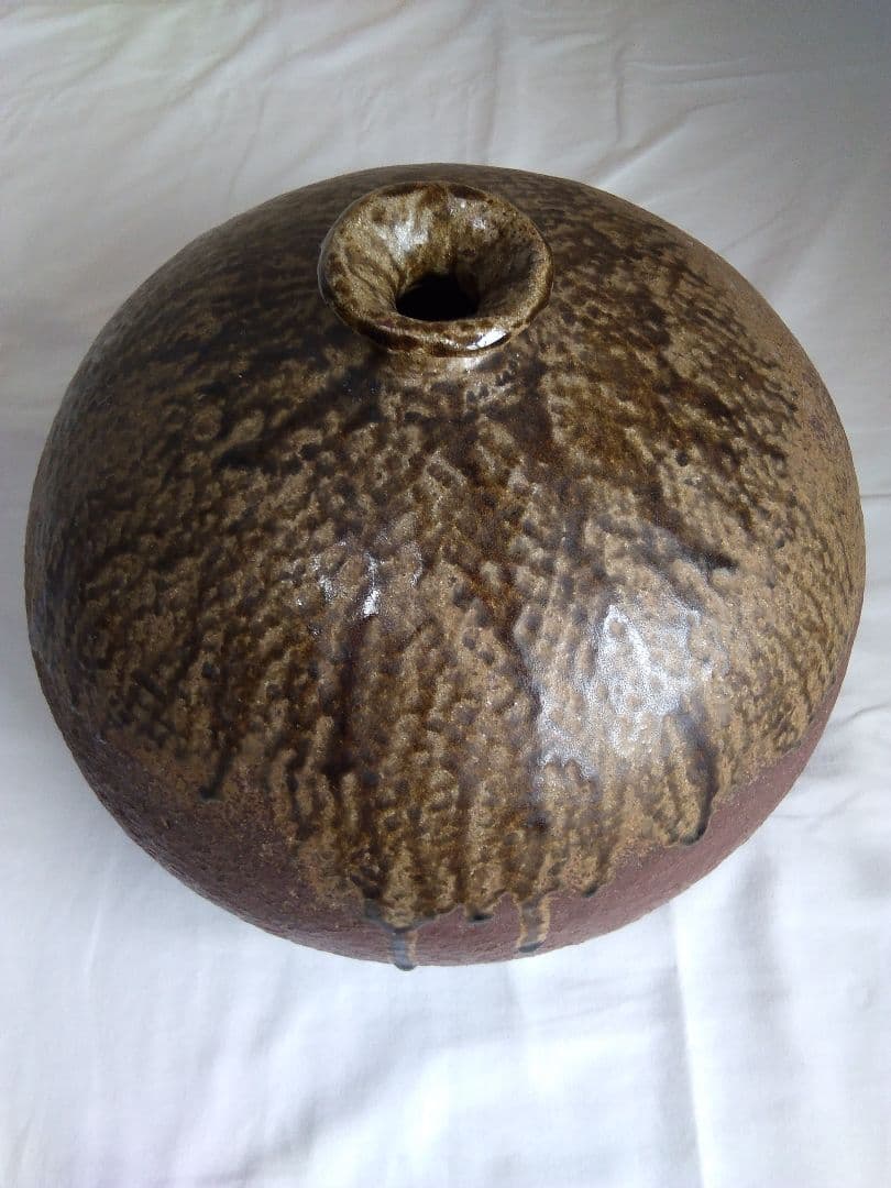 陶器　壺(花瓶、置物)