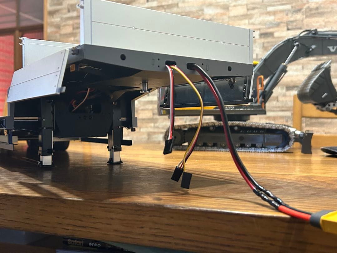 タミヤ1/14 低床重トレーラー フルメタル 油圧