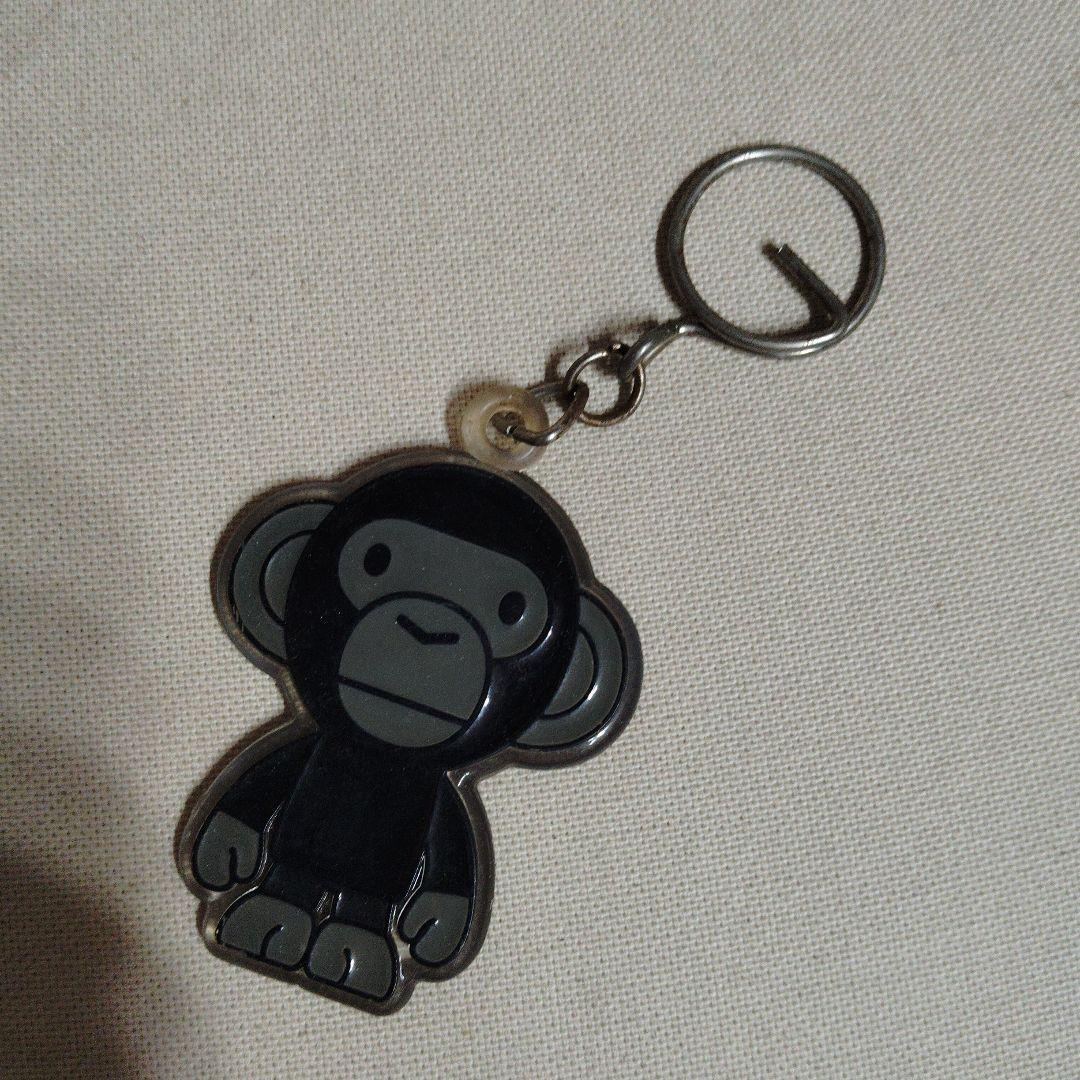 BAPE ぬいぐるみ　高さ30センチ　アベイシングエイプおまけ付き