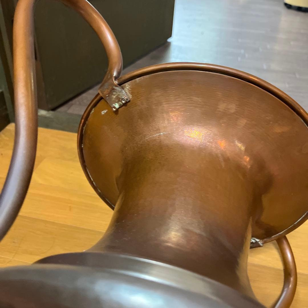 シルバー 金属製 花瓶