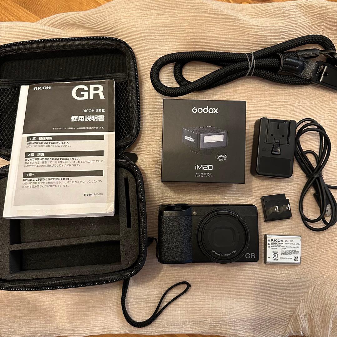 (かっちゃんさん専用)RICOH GR III コンパクトデジタルカメラ