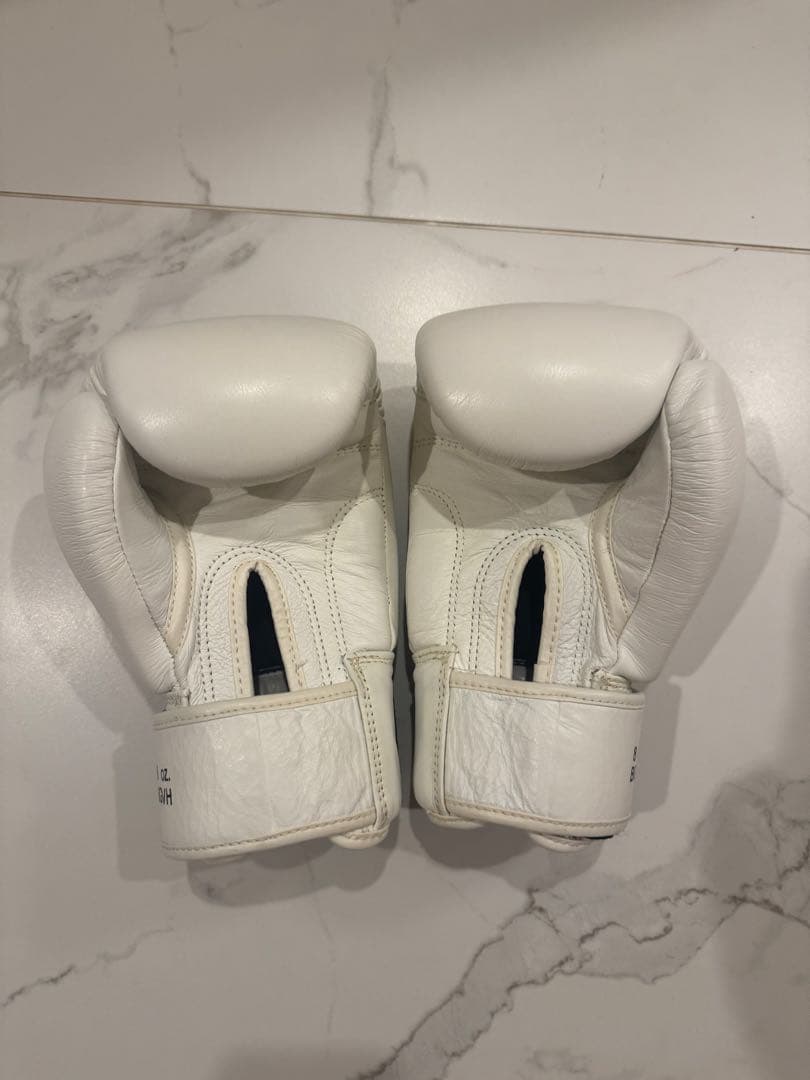 WINDY ボクシンググローブ 8 oz ホワイト