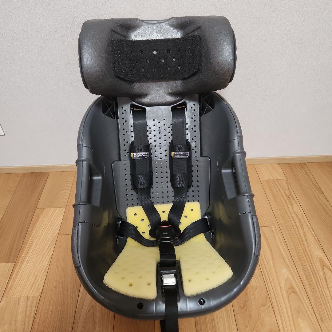 ザエス　Combi　チャイルドシート