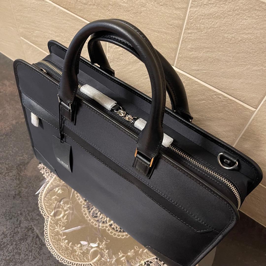 【新品】ISIT ビジネスバッグ・ショルダー　2Way　黒　31,900円