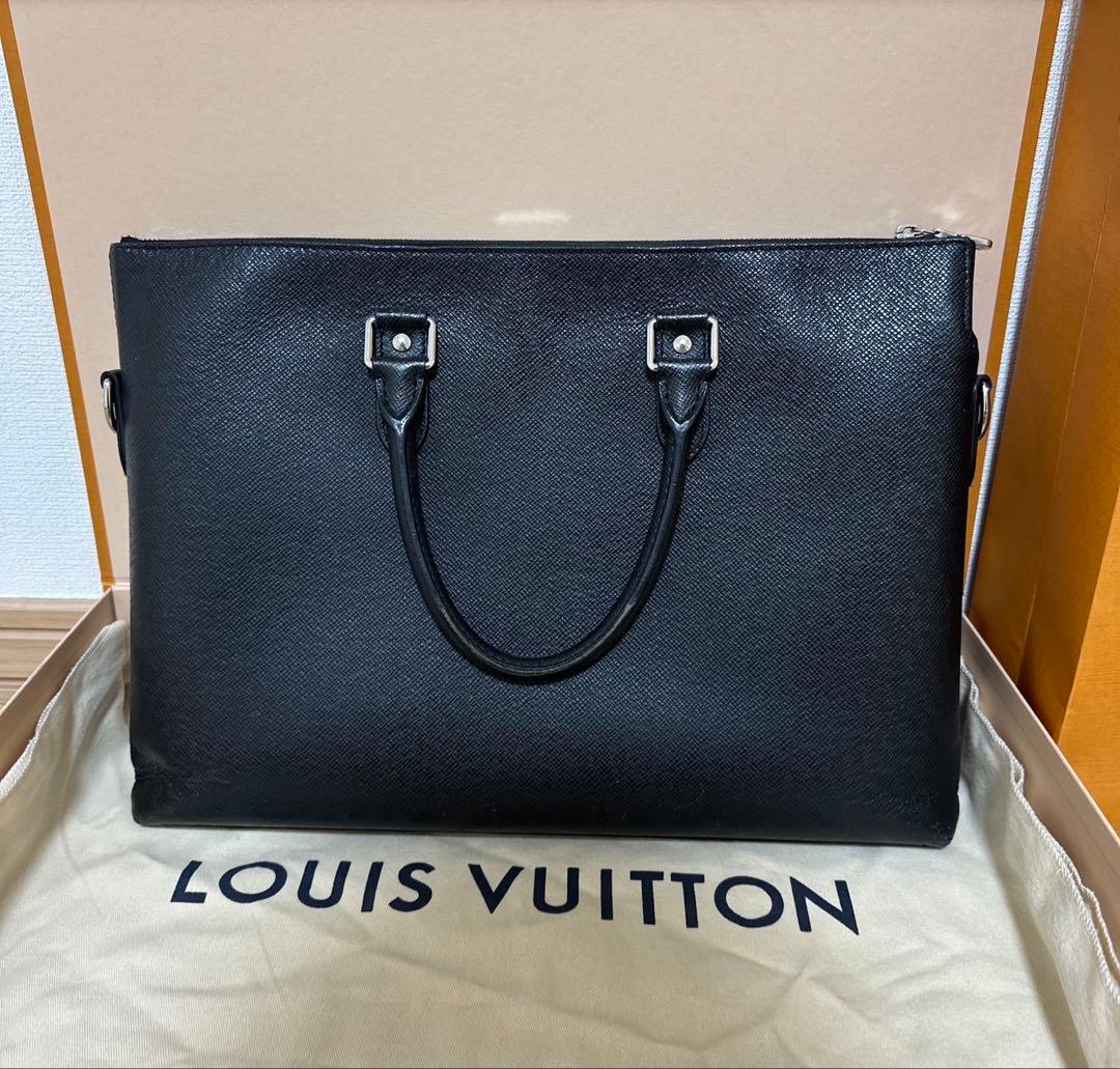 LOUIS VUITTON ルイヴィトン タイガ アントン ブリーフケース