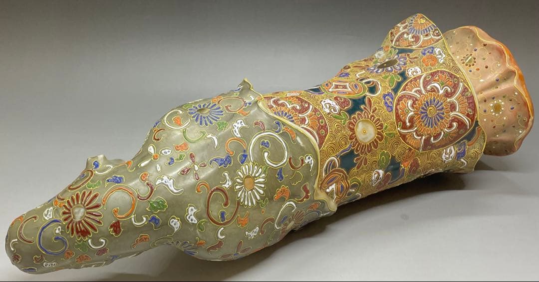 九谷焼　聖観音菩薩像　立像　色絵　金彩　置物　38cm 　Y302