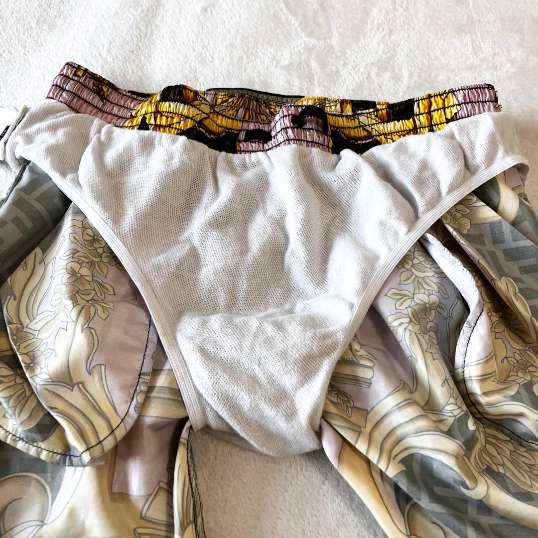 ★美品★フェンダーチェ　スイムパンツ　サイズ50 ズッカ　バロック