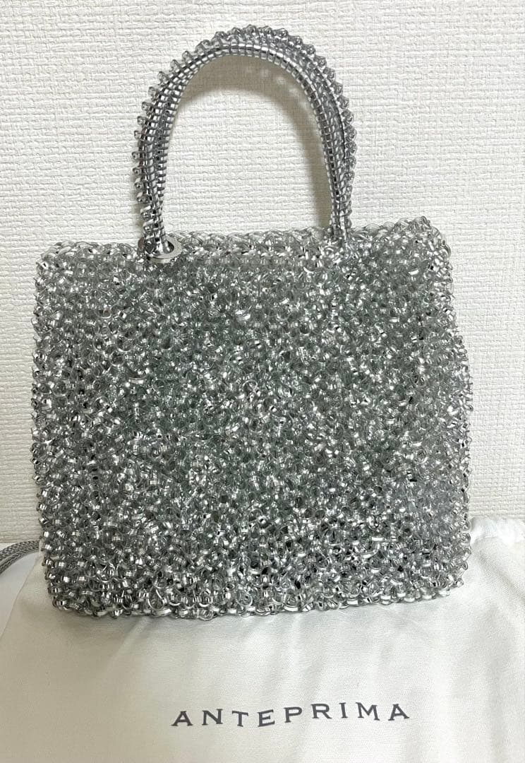 ANTEPRIMA シルバーショルダーバッグ
