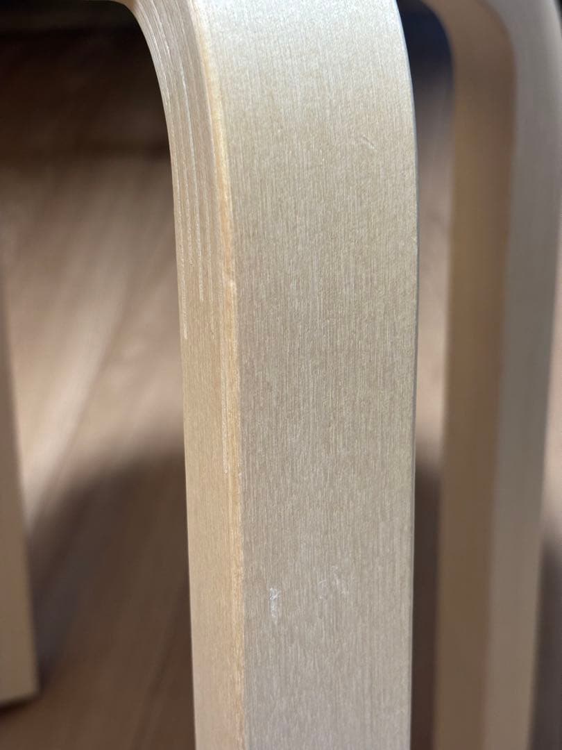 スコープ別注　アルテック　スツール　E60 4本脚 リノリウム　モーヴ