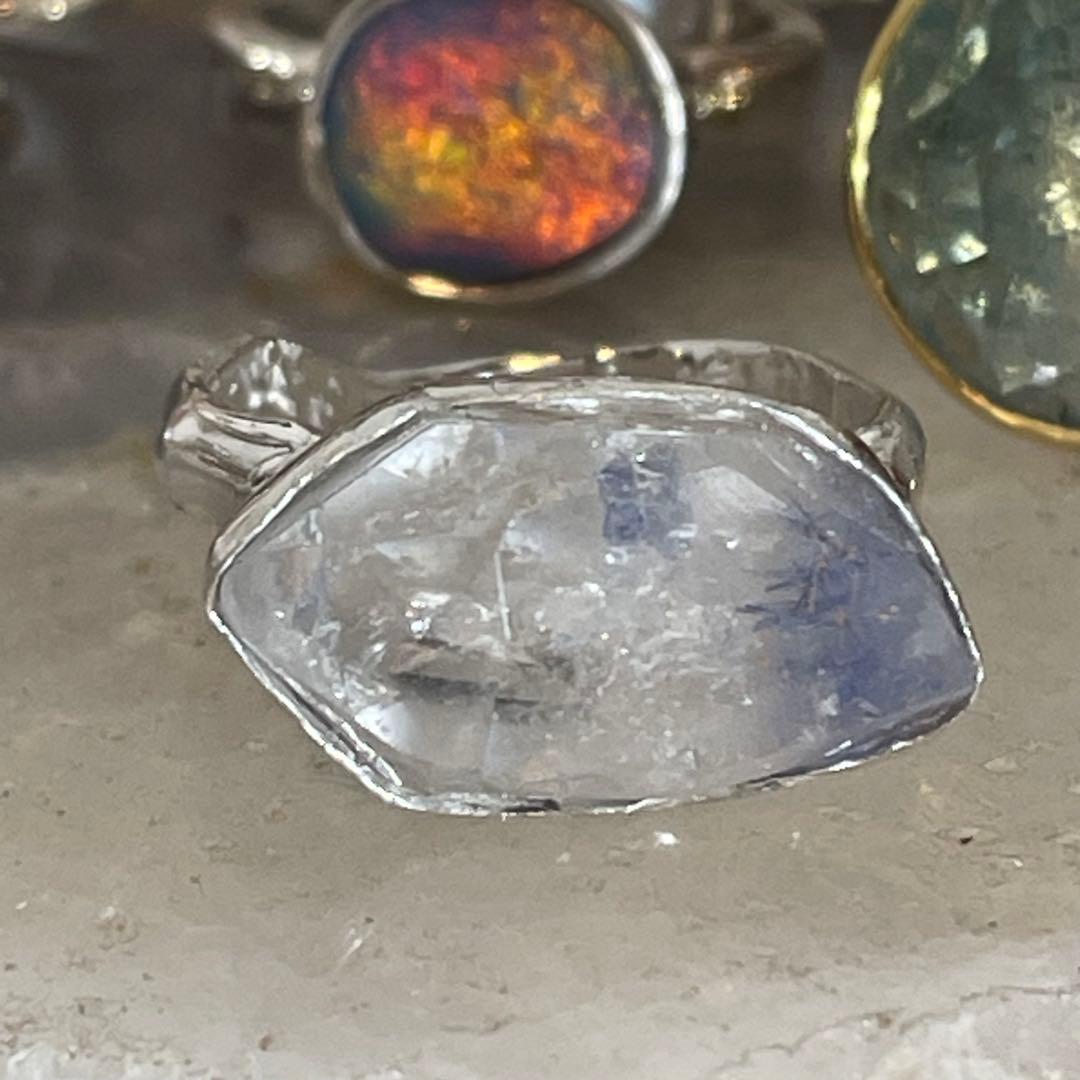 ハンドメイド　シルバー925 　シルバーリング デュモルチェライトインクォーツ