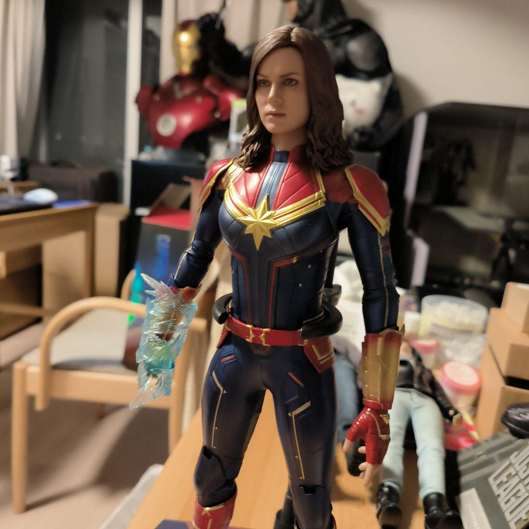 ホットトイズ キャプテン・マーベル 1/6スケール【美品】