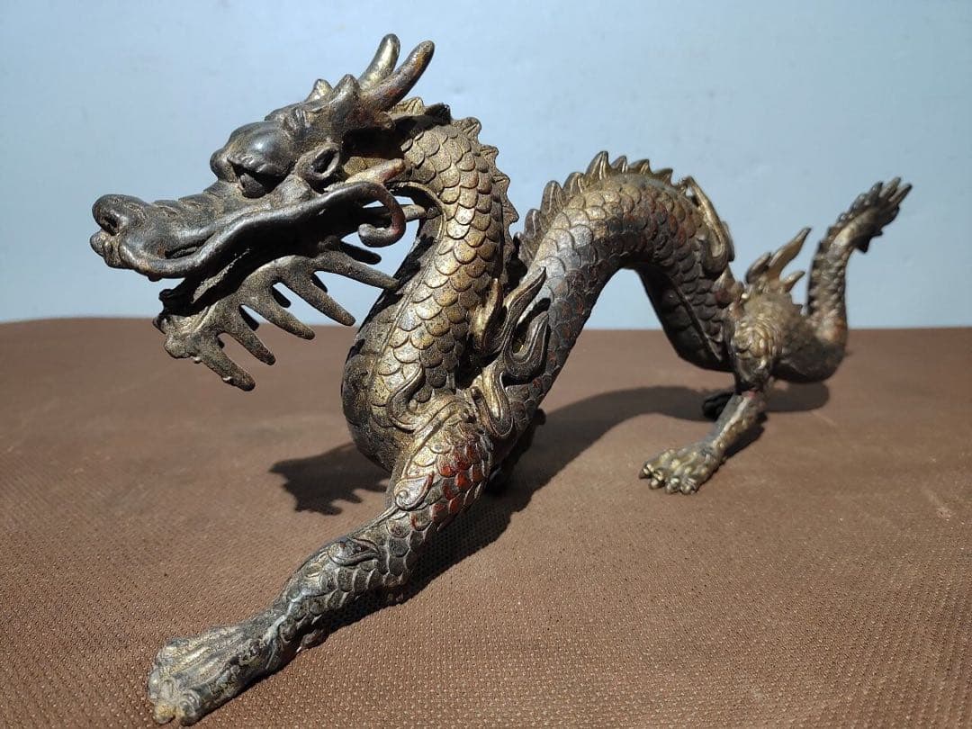 時代物　純銅製泥金龍　アンティーク　置物　古美術
