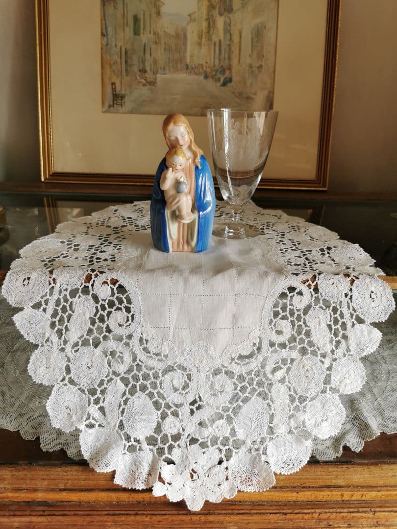 アンティークブルージュ草花紋ボビンレース ラージオーバル梯子刺繍リネンドイリー