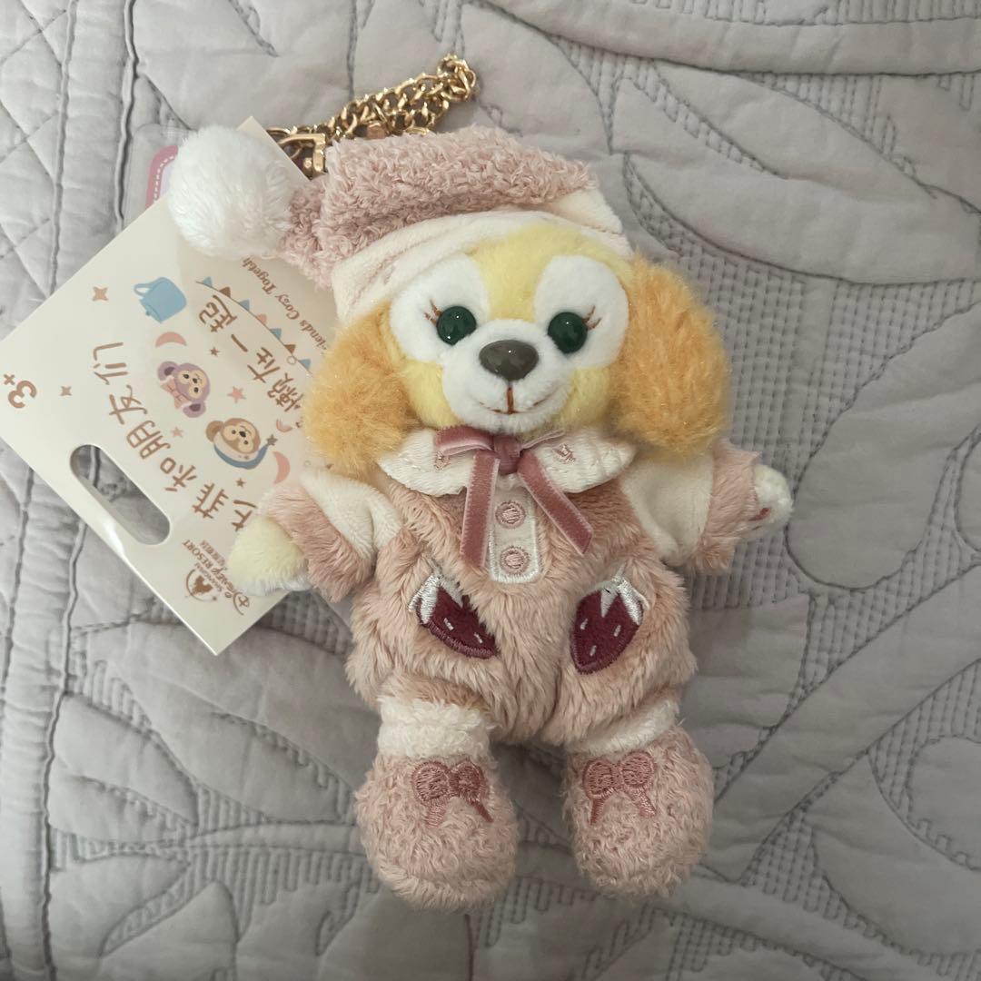 上海ディズニー みんなでリラックス クッキー・アン ぬいぐるみバッジ