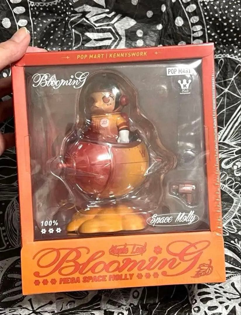 カナダ　MEGA SPACE MOLLY 100% Blooming