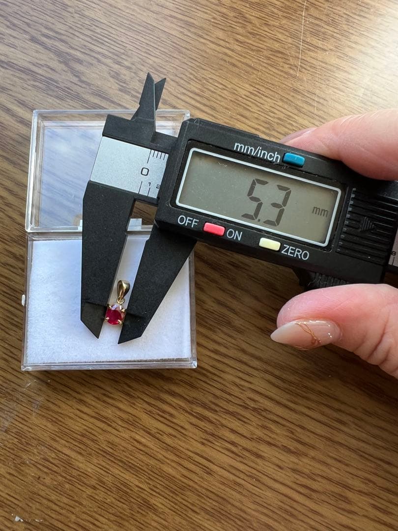 ルビーk18ペンダントトップ