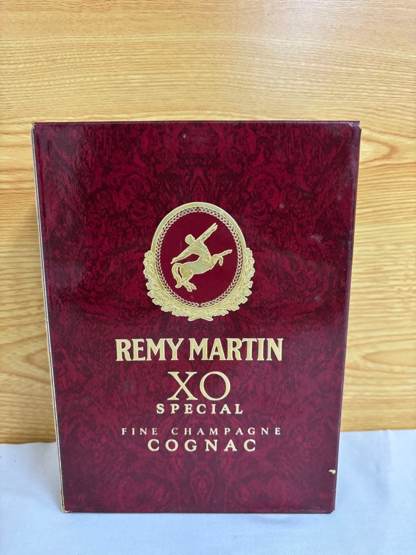【未開栓・箱付き】レミーマルタン XO スペシャル 700ml 証明書付