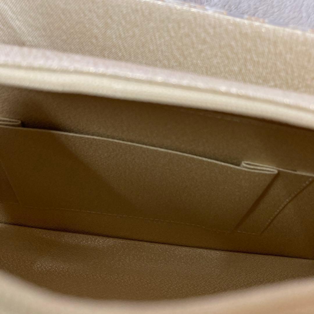 和装用バッグ 金色と銀色の花柄　着物　絹　シルクガード　未使用