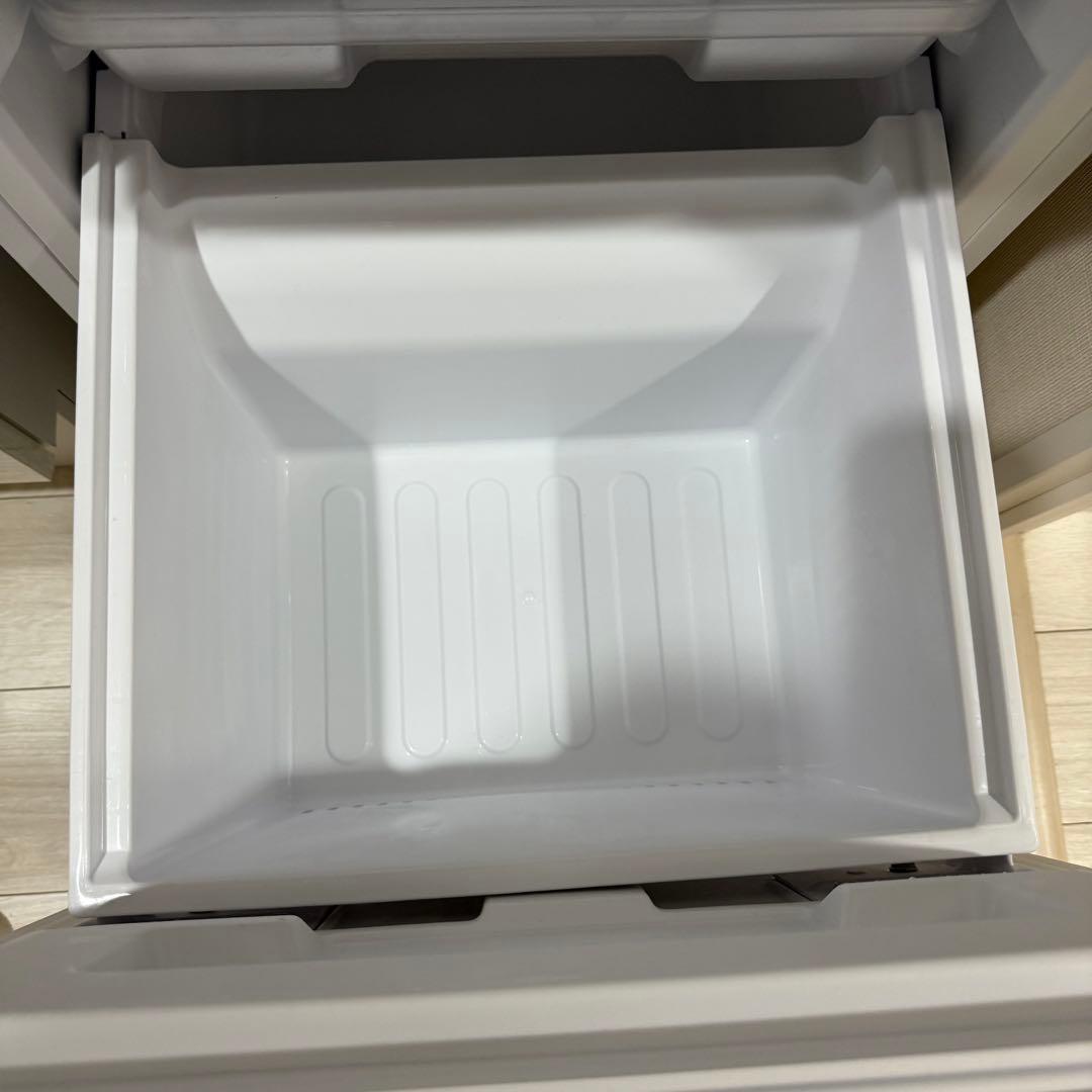 【極美品】2024年製 SHARP 冷凍冷蔵庫 SJ-D15K-W 霜取り不要