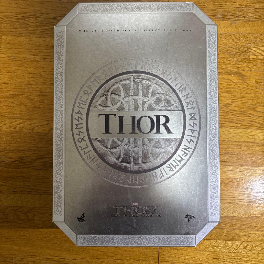 ホットトイズ　THOR 1/6スケールフィギュア