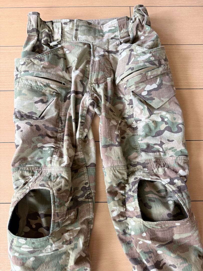 「実物」crye precision G4 コンバットパンツ　マルチカム30-S