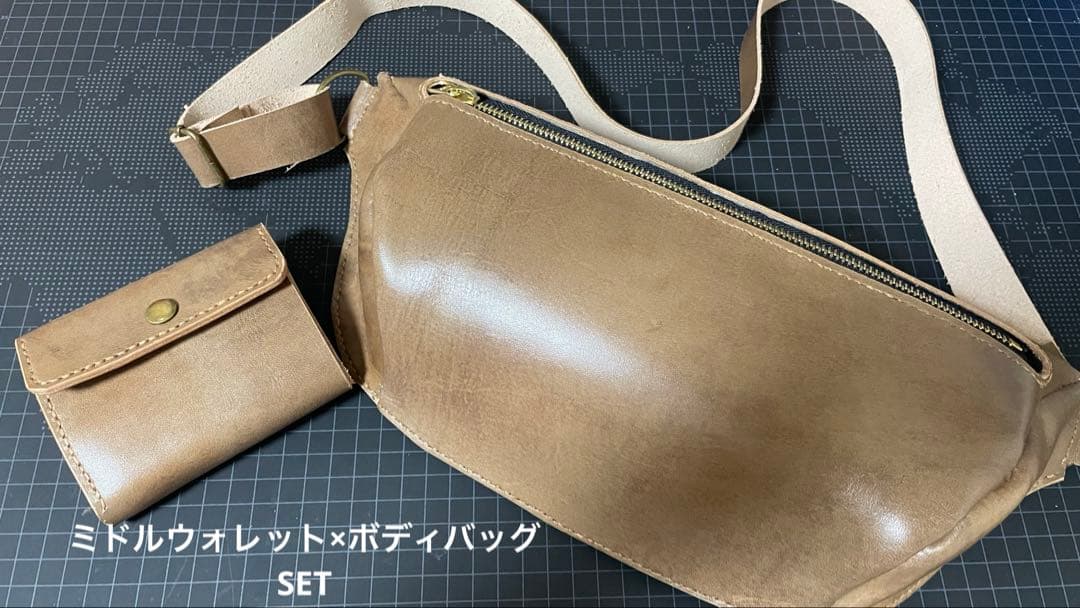 ヌメ革　レザークラフト　ショルダーバッグ　ミドルウォレット　バッグのみ