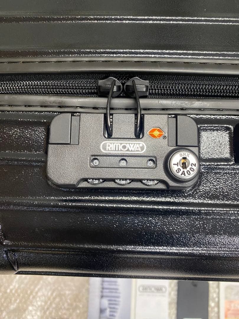 美品　RIMOWA SALSA 63L 4輪　キャリーケース　ブラック　黒