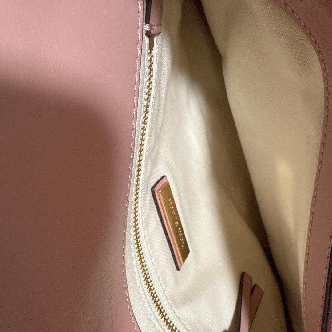 トリーバーチ　ショルダーバッグ　キラシェブロン