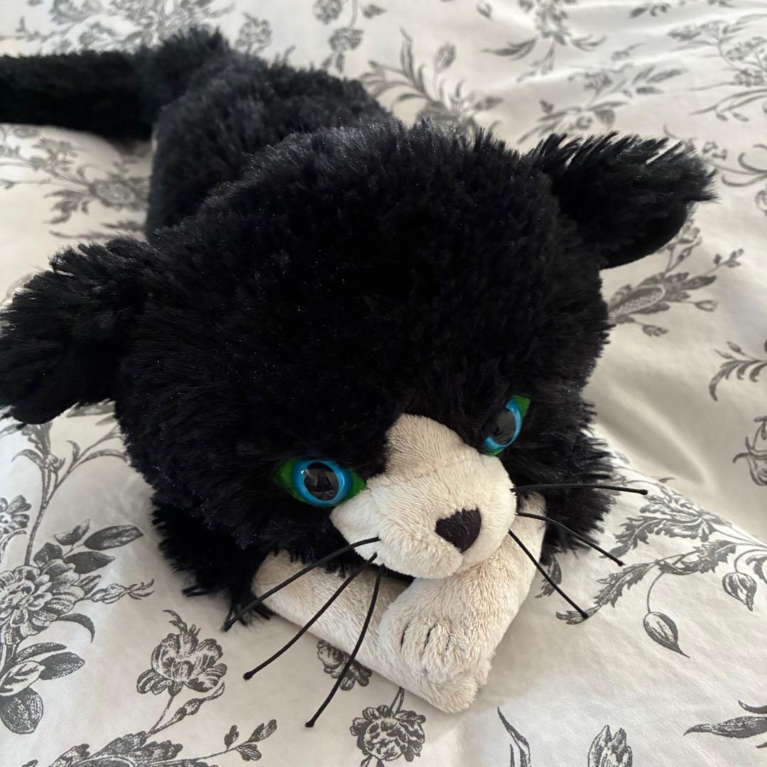 SHOO•LA•RUE　猫　ぬいぐるみ