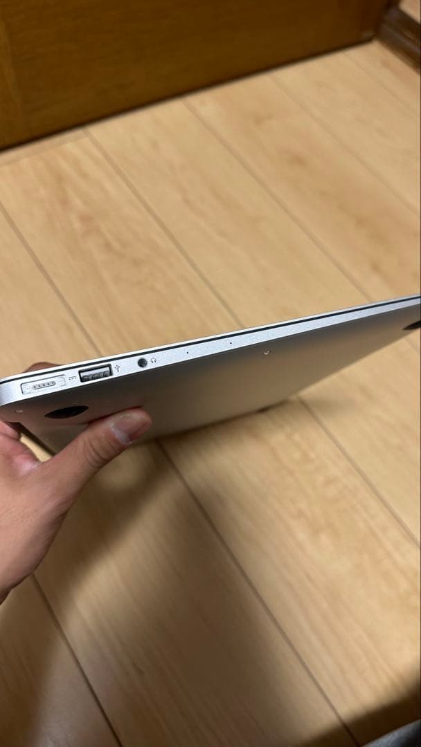 Apple MacBook Air (2017) 本体