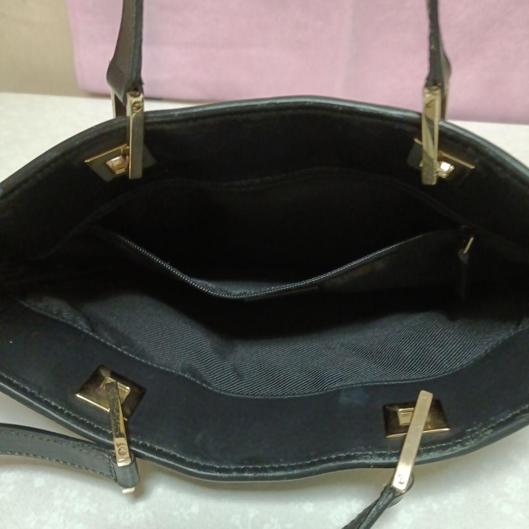 GUCCIバケツ型バッグ