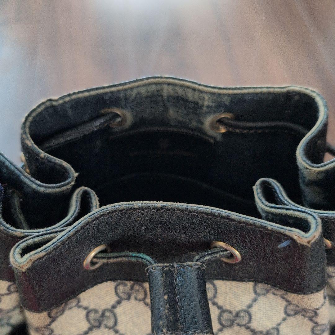 GUCCI　イタリア製　ＧＧ柄 ショルダーバッグ 保存袋付き