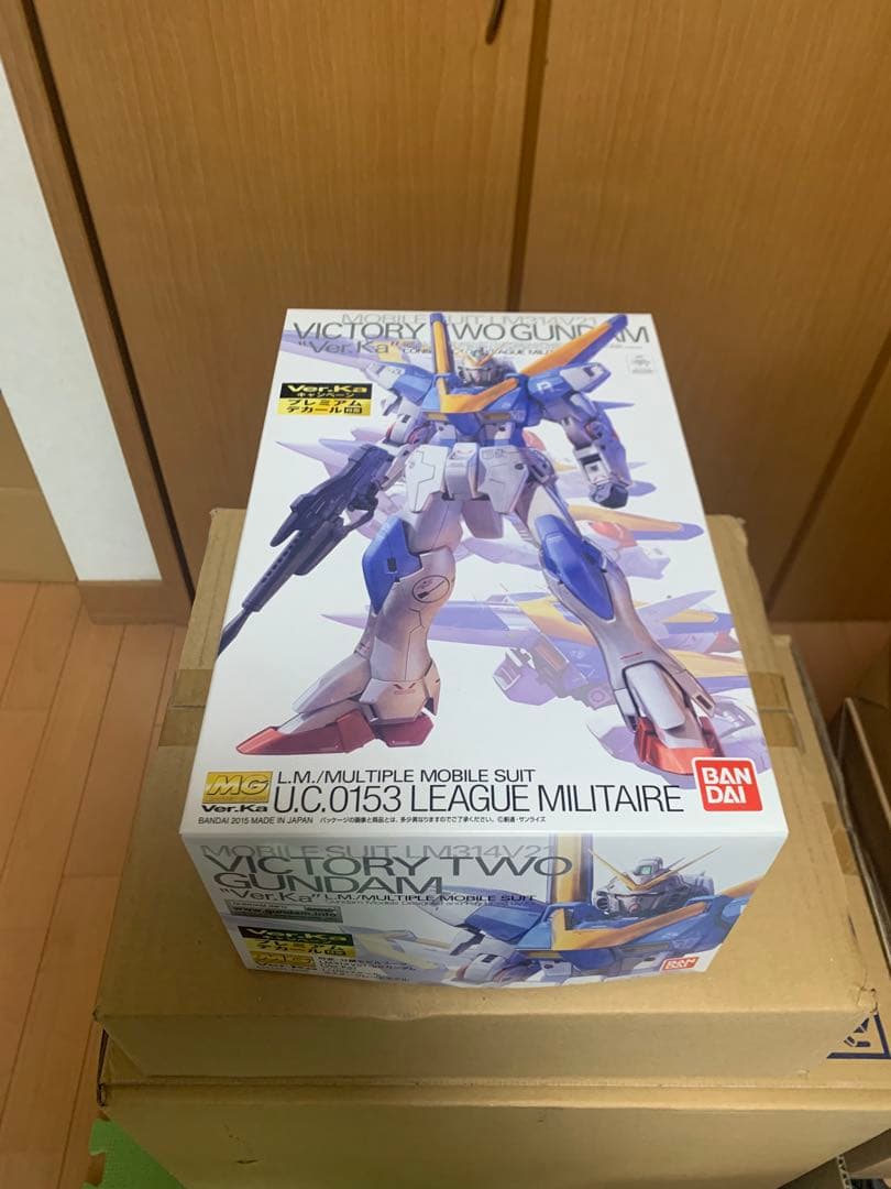 MG V2ガンダム Ver.Ka プレミアムデカール付