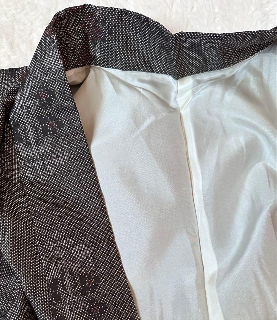 おしゃれな　本場大島紬　7マルキ　正絹