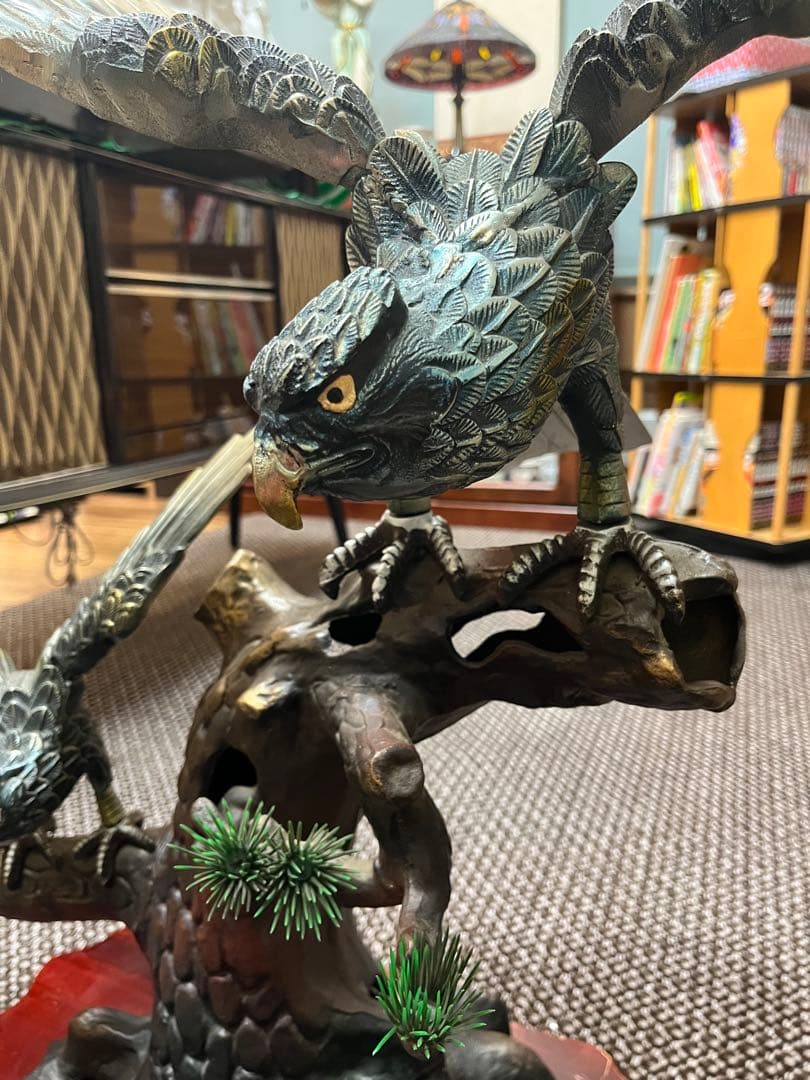 大幅お値引きしました！　鷹の置物　 金属製　 オブジェ　夫婦鷹　美品