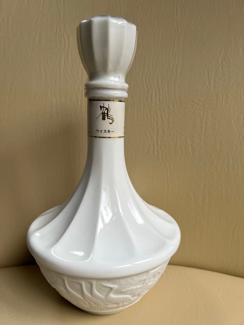 て*じ様 ウイスキー　鶴