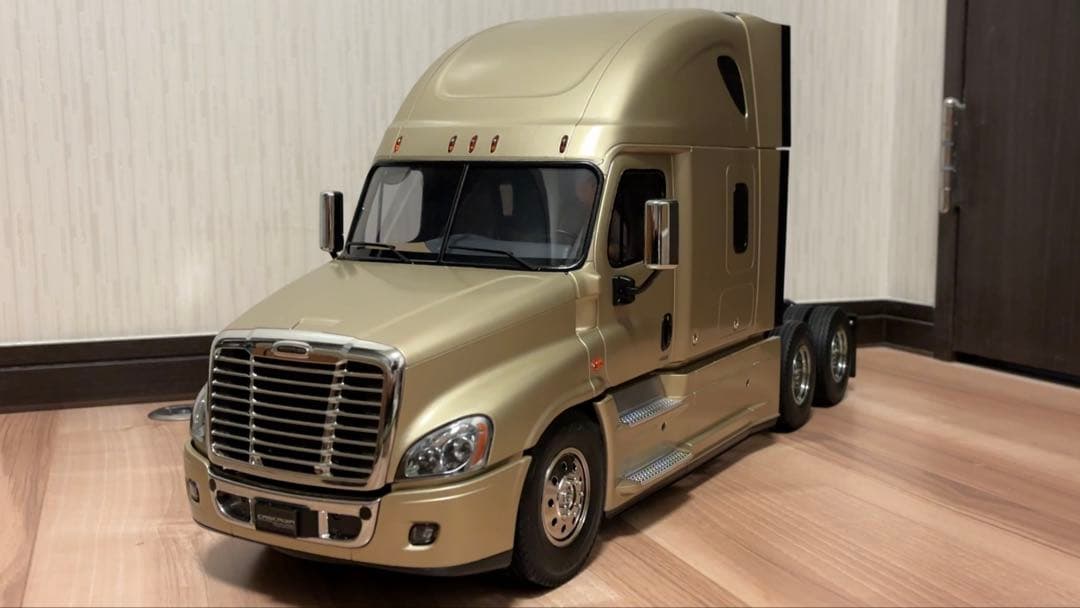 希少品 カスケイディアエボリューション タミヤ トレーラー 完成品ほか