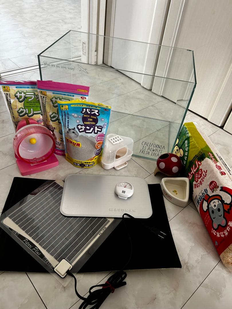 ハムスター飼育セット　小動物用ガラスケージ