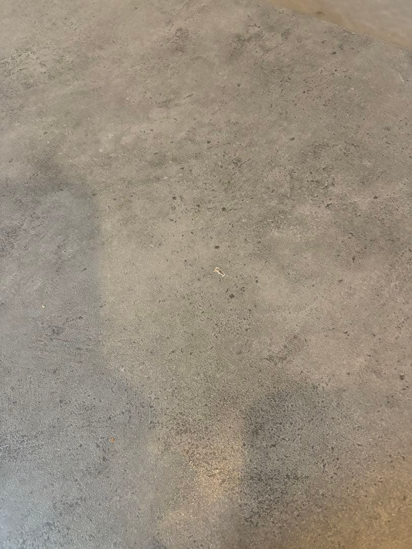 【送料込み】ダイニングテーブル　お洒落　モダン