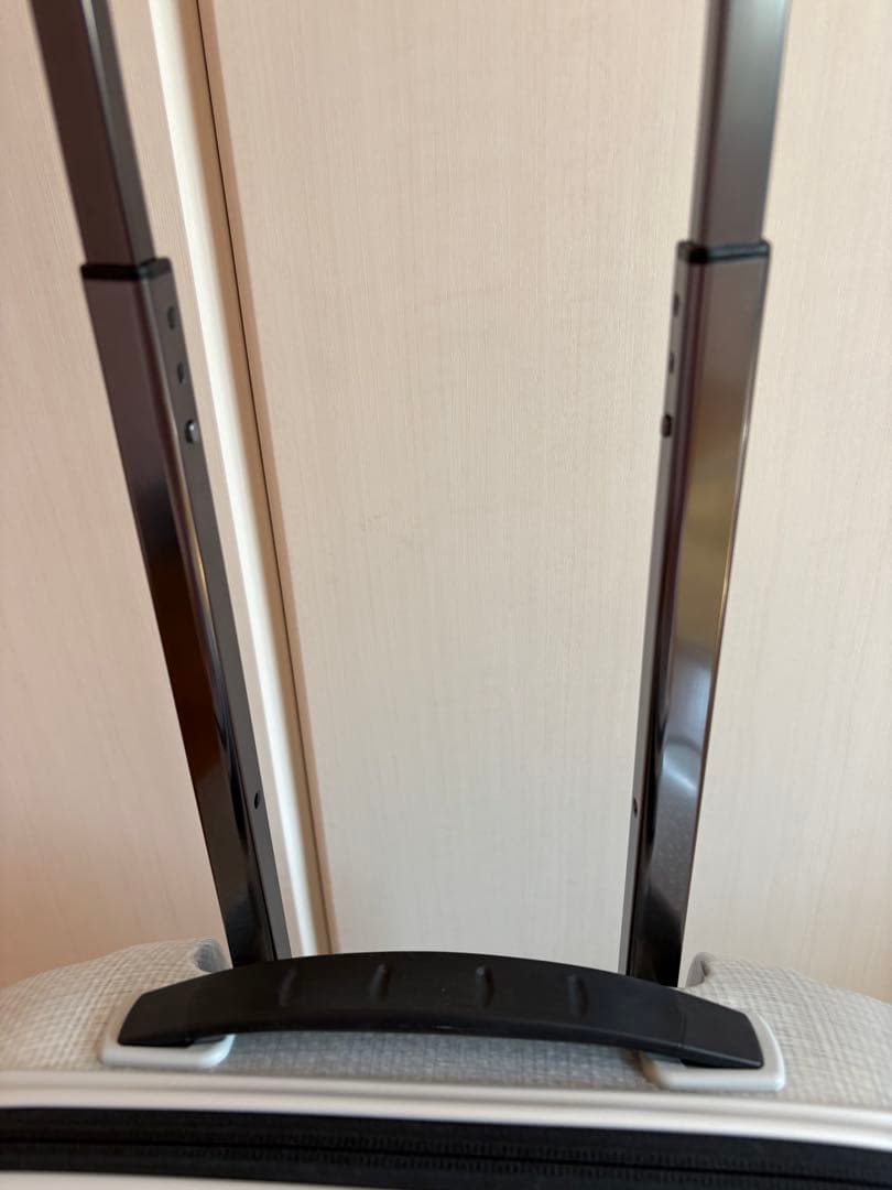 サムソナイト シーライト スピナー 55 美品　ホワイト