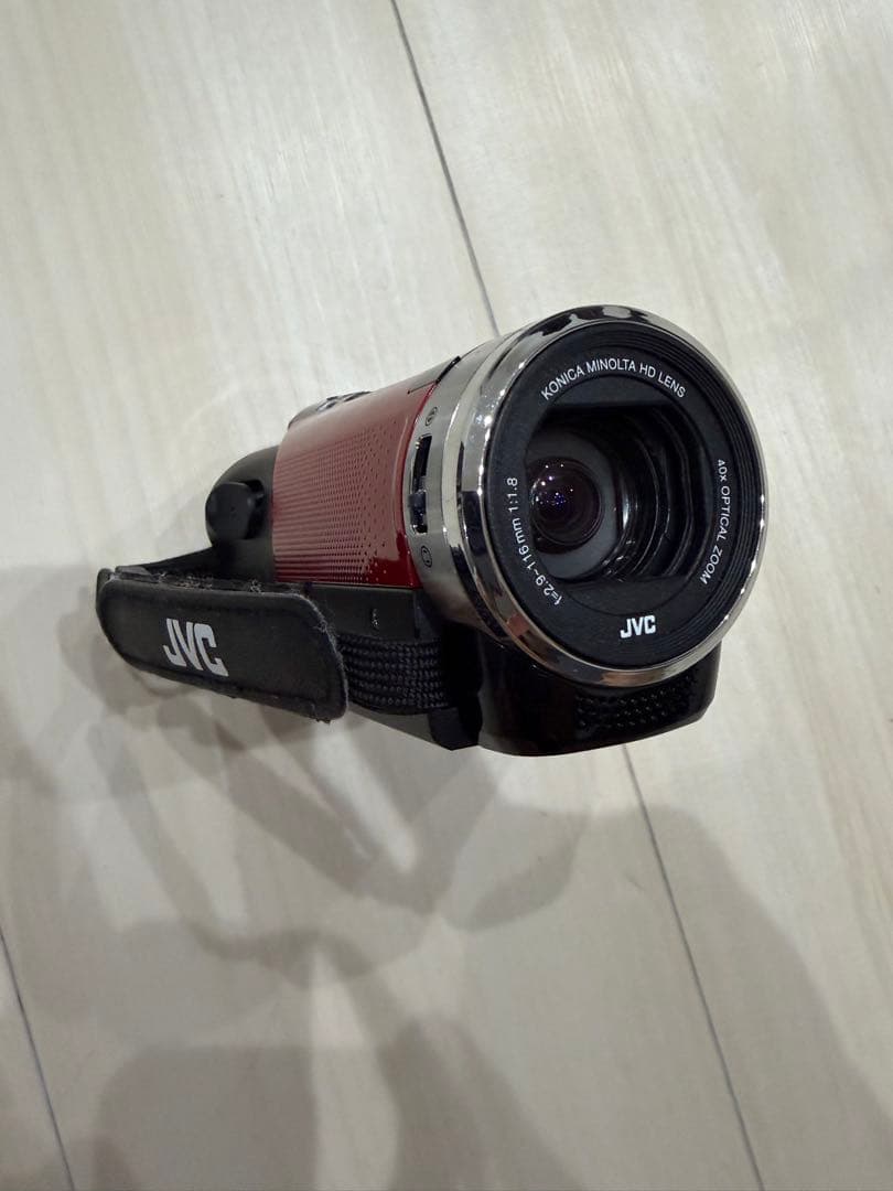 Victor/ビクター GZ-E700-R（レッド）　Everio/エブリオ