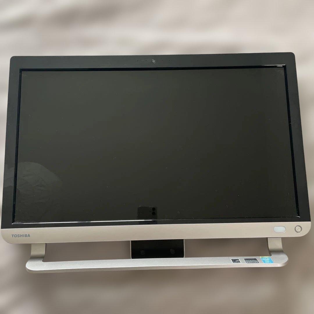 東芝 dynabook REGZA PC D714/W6KB