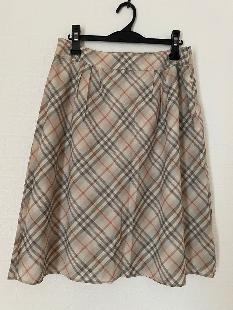 バーバリーロンドン スカート 大きいサイズ