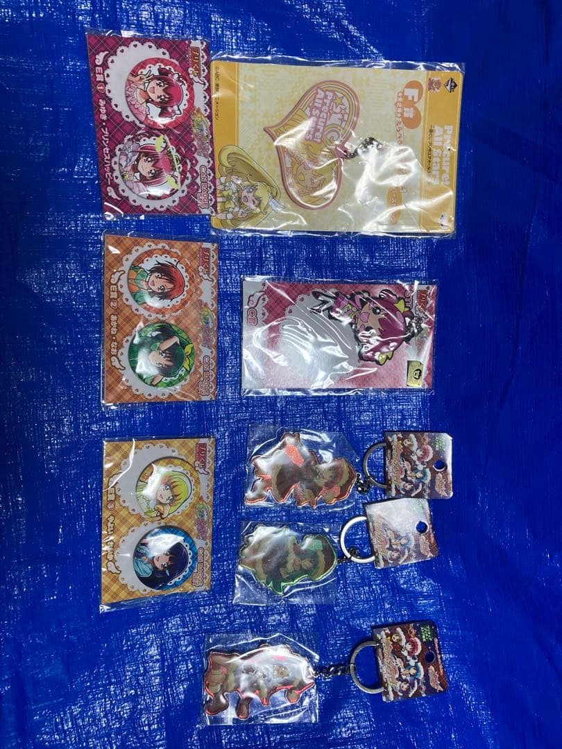 プリティストア限定品あり　クリアファイル　キーホルダー　ピンバッジ各種