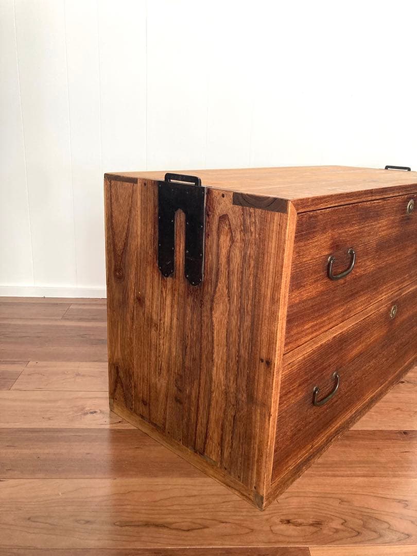 【メンテ済】アンティークの収納棚　ローボード　テレビ台　総桐　引出し2杯