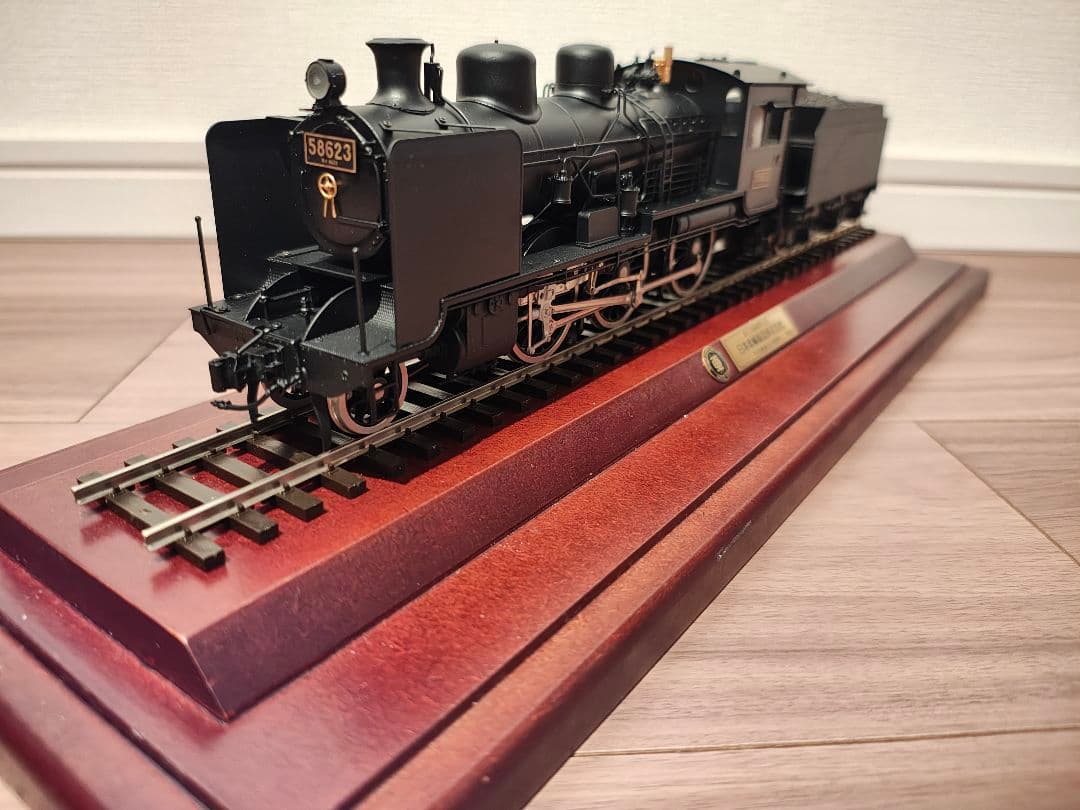 日本車輌製造株式会社 創立100周年記念 形式8620蒸気機関車 模型